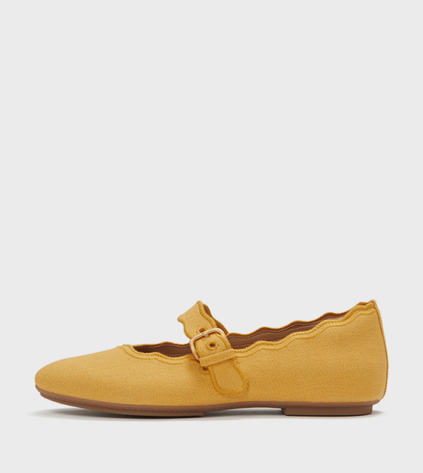 DELICATO Wave Edge Canvas Mary Jane Shoes