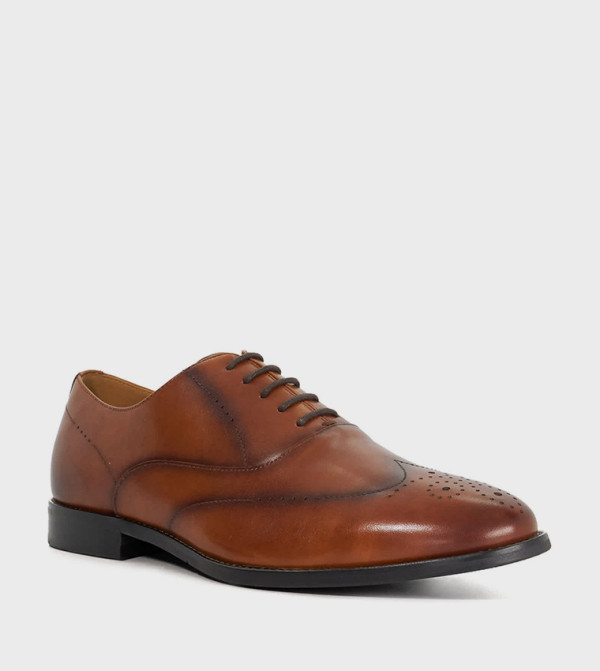 SHAAY Textured Lace-Up Brogues