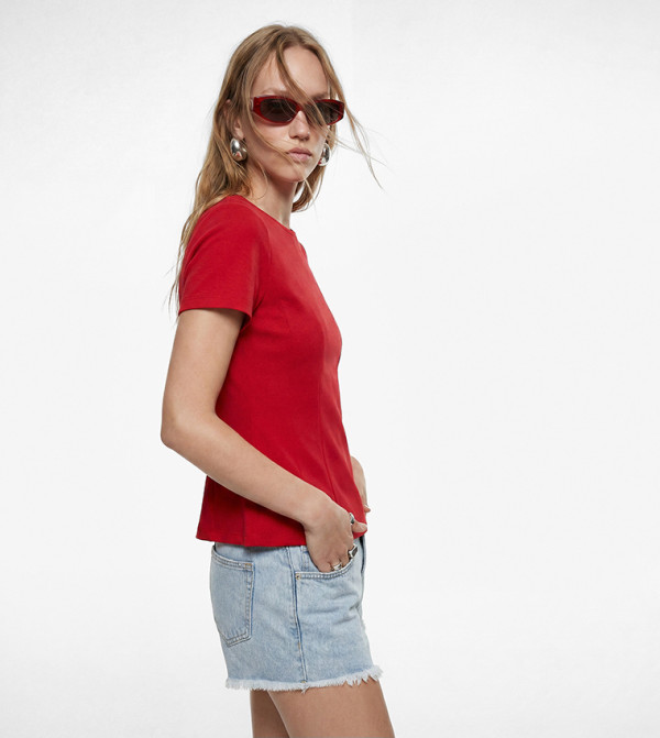 Solid Crew Neck Slim Fit T-Shirt