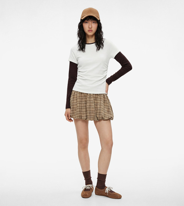 Ruched Side Detail Boat Neck Short Sleeve Slim Fit T-Shirt