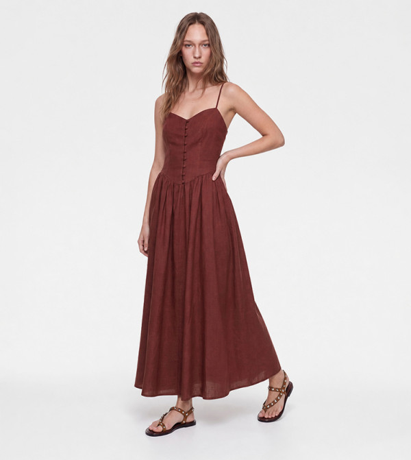 Solid Sweetheart Neck Fit and Flare Maxi Dress