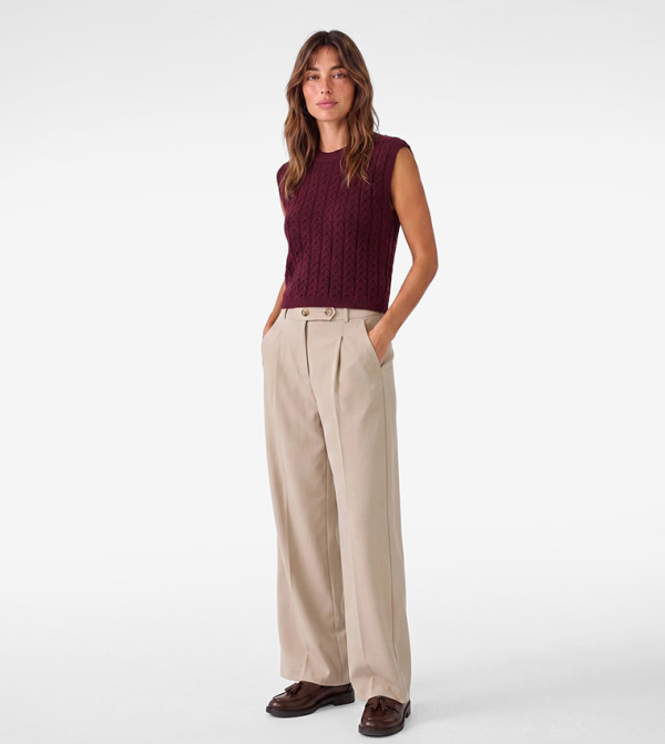 Cable Knit Crew Neck Sweater Vest