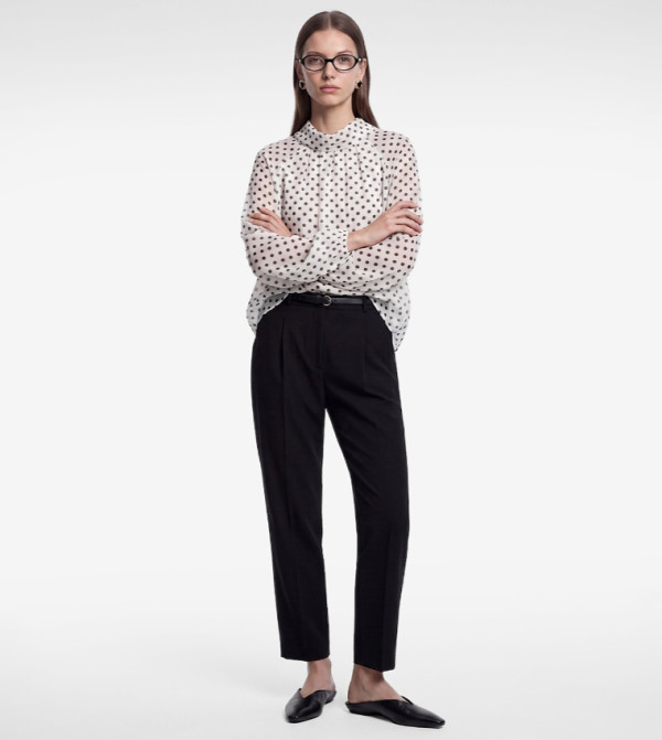 Solid Tapered Fit Trousers