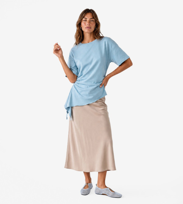 Solid Crew Neck Asymmetric T-Shirt