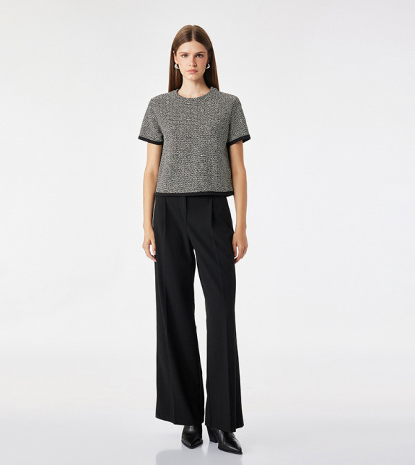 Textured Crew Neck Slim Fit T-Shirt