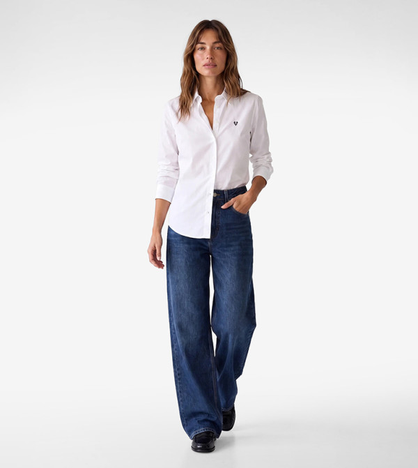 Solid Long Sleeves Slim Fit Shirt 