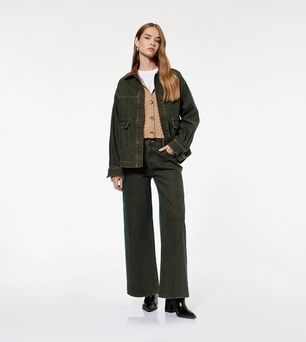 Washed Contrast Collar Button Closure Denim Jacket