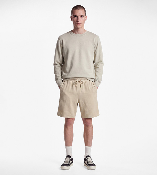 Solid Drawstring Waist Casual Shorts