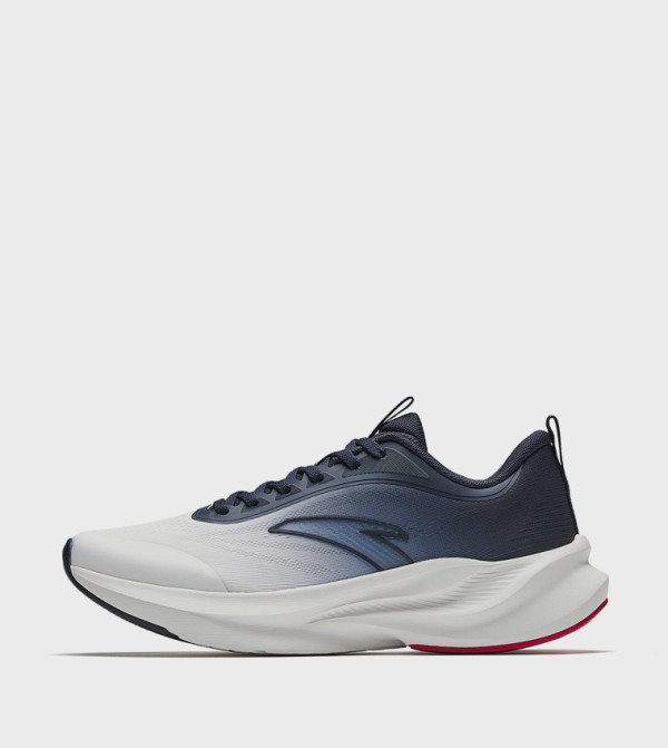 BASIC Round Toe Running Shoes
