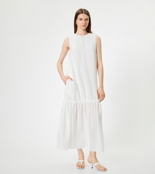 Solid Sleeveless Maxi Dress