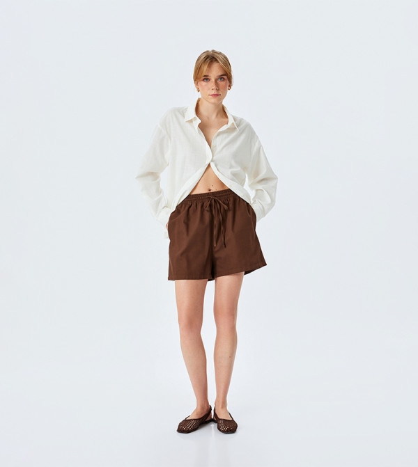 Solid Drawstring Waist Shorts