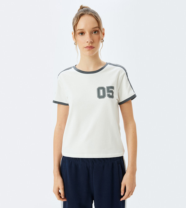 Printed Short Sleeves T-Shirt