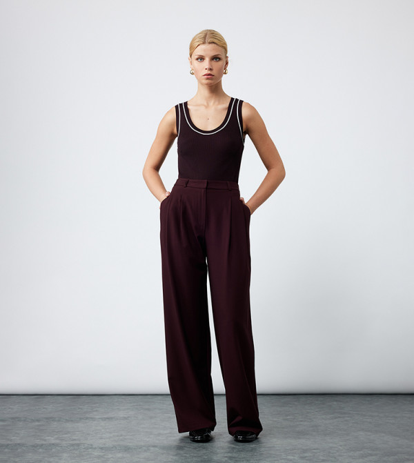 Ribbed Contrast Trim Tank Top