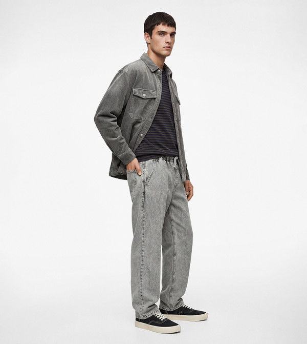 Washed Loose Fit Jeans