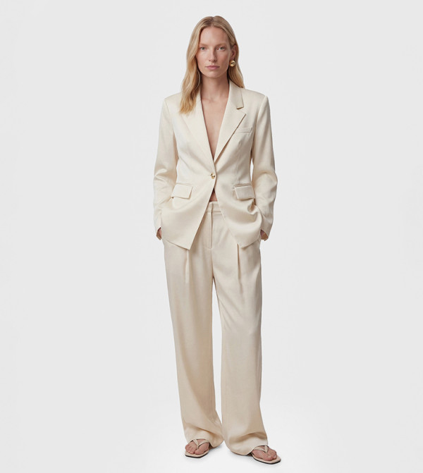 Solid Pleat Detail Wide Leg Trousers