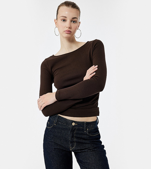 Solid Ruched Boat Neck Slim Fit Long Sleeves T-Shirt