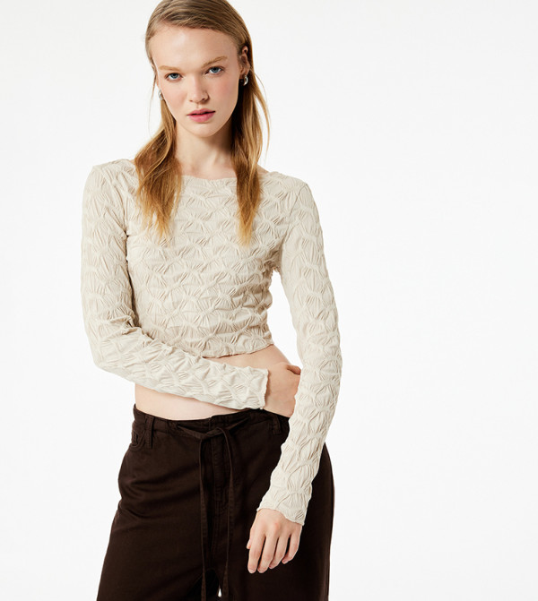 Textured Boat Neck Cropped Top