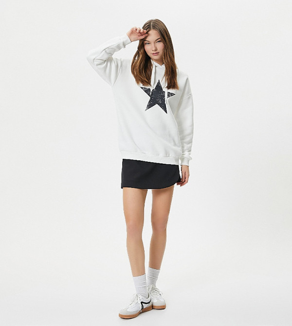 Graphic Long Sleeves Oversized Hoodie