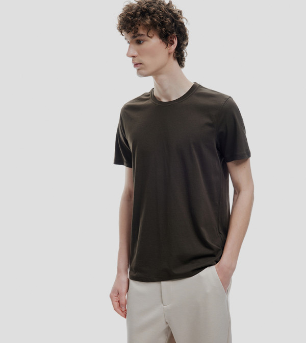 Solid Crew Neck T-Shirt