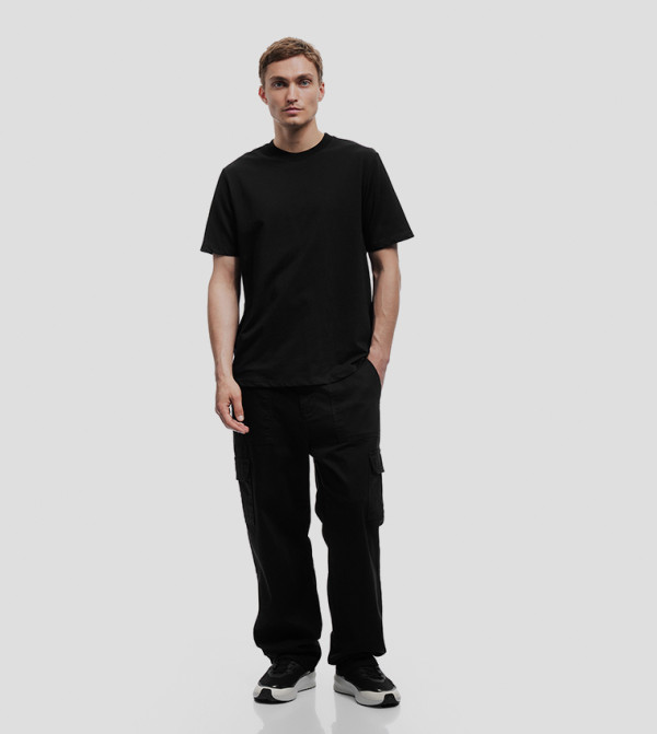 Solid Crew Neck T-Shirt