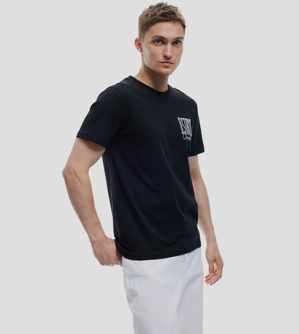 Graphic Crew Neck T-Shirt
