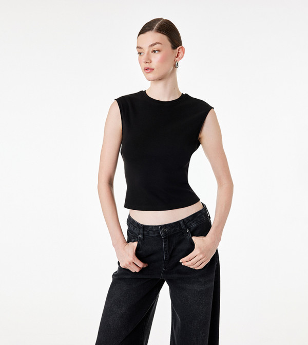 Solid Open Back Sleeveless Top