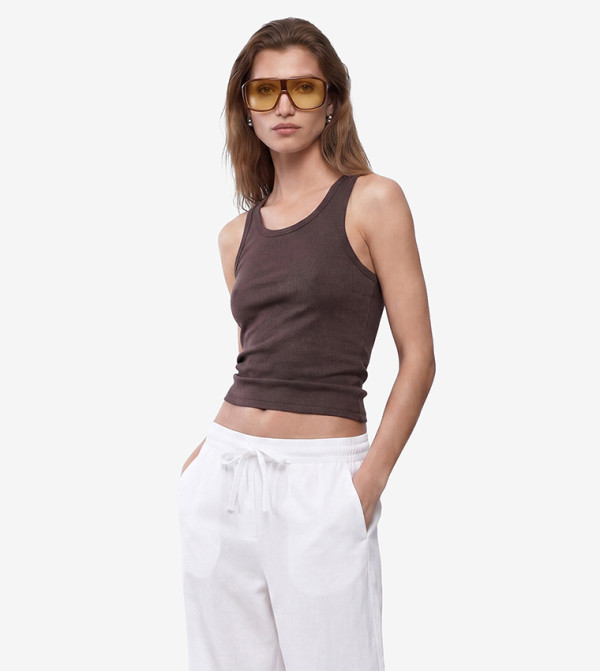 Ribbed Scoop Neck Slim Fit Sleeveless Top