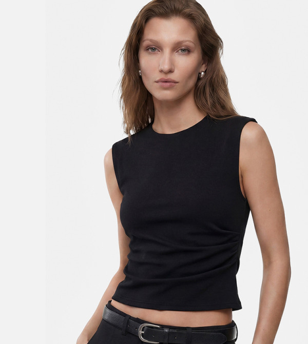 Solid Crew Neck Sleeveless Top