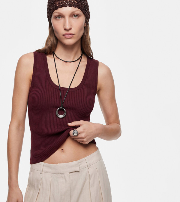 Ribbed Scoop Neck Sleeveless Top