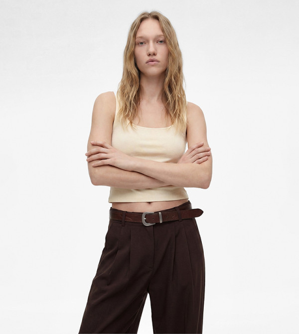 Solid Scoop Neck Cropped Top