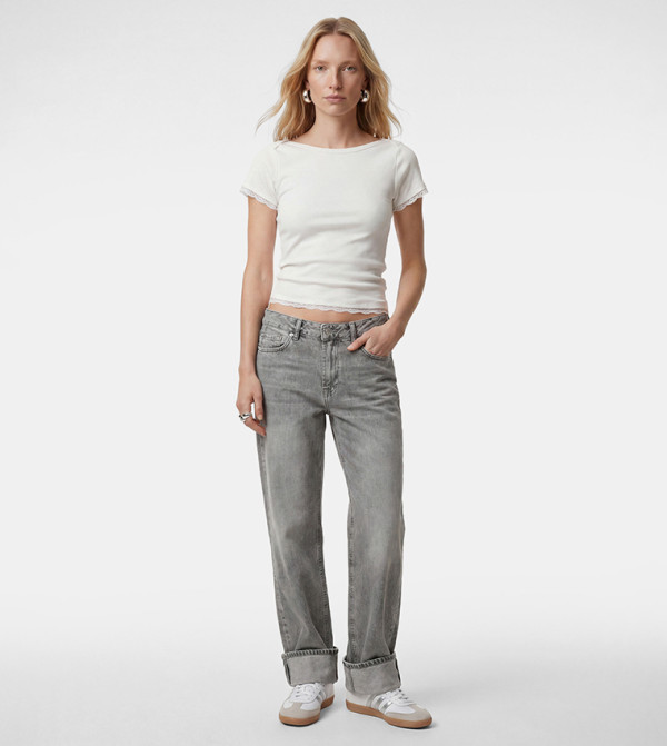 Solid Boat Neck Slim Fit T-Shirt