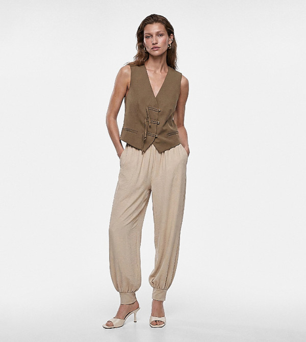 Solid Frog Closure Waistcoat