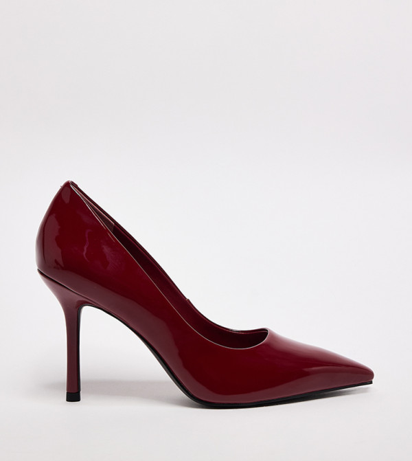 Emmy Glossy Pointed Toe Pumps