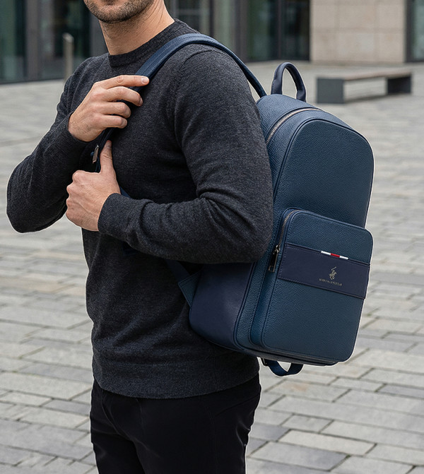 Solid Logo Detail Zippered Backpack