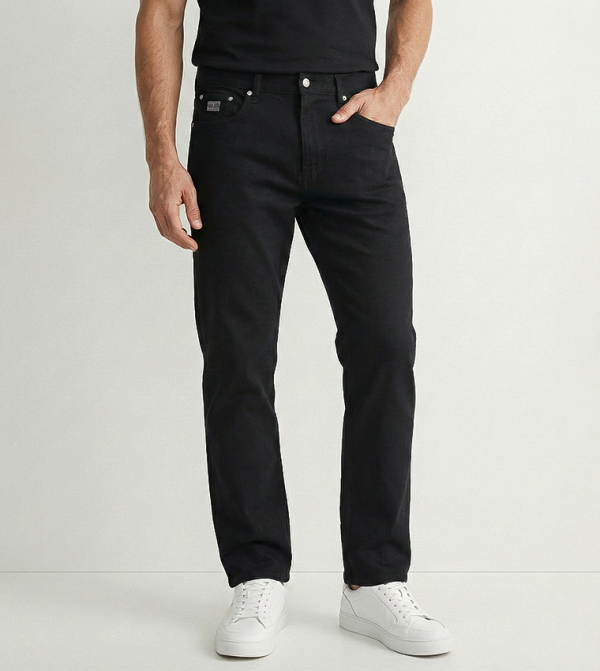 Washed Mid Rise Straight Fit Jeans