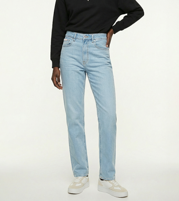 Washed High Rise Straight Fit Jeans