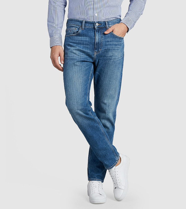 Washed Tapered Fit Jeans