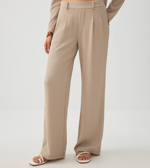 Seersucker Pleated Straight Fit Trousers