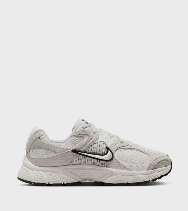 V5 RNR Colorblock Suede Low Top Sneakers