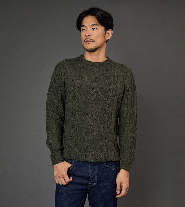 Cable Knit Crew Neck Sweater