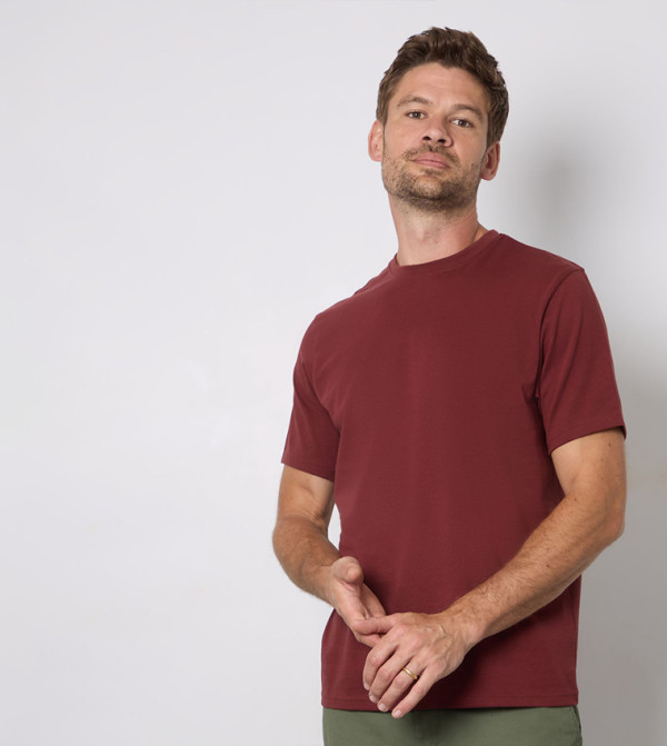 Solid Short Sleeves Crew Neck T-Shirt