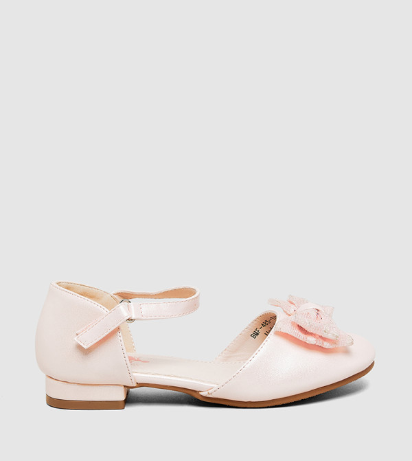 Bow Appliqued Ankle Strap Flat Shoes