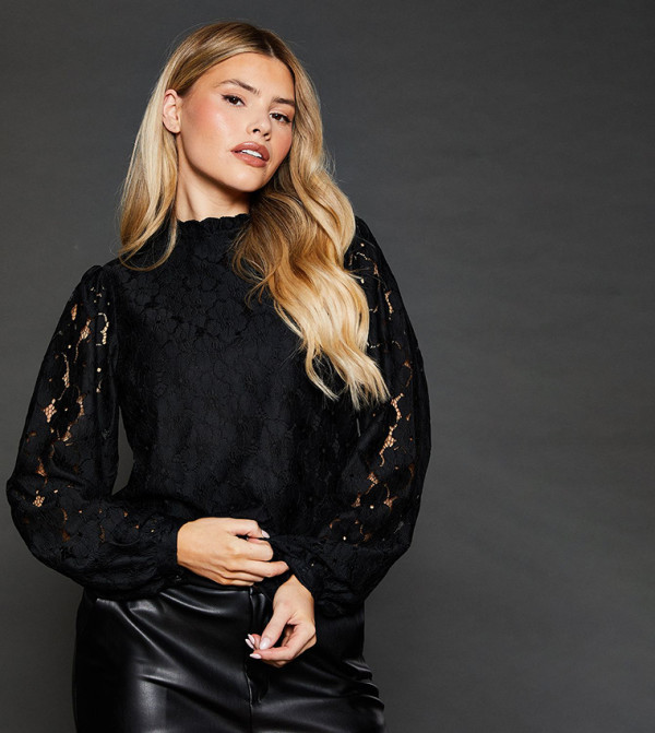Long Sleeves Lace Top
