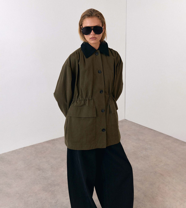 Contrast Collar Corded Waist Detail Jacket