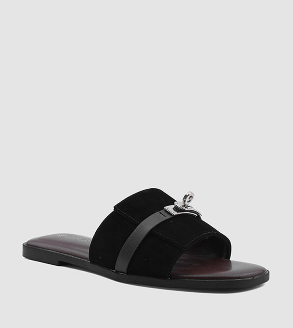 Metal Accent Open Toe Flat Sandals