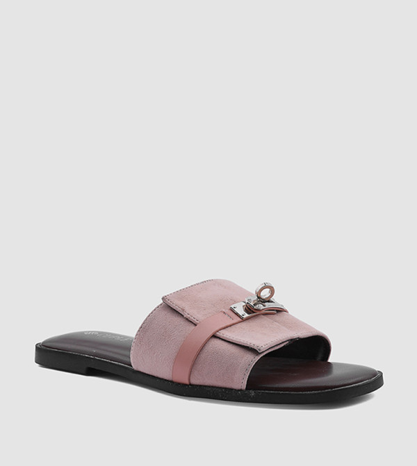 Metal Accent Open Toe Flat Sandals