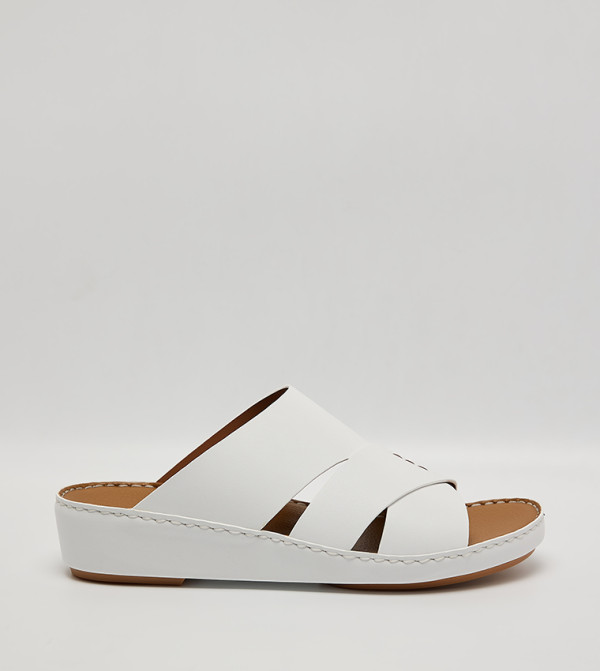 VERUS Open Toe Arabic Sandals