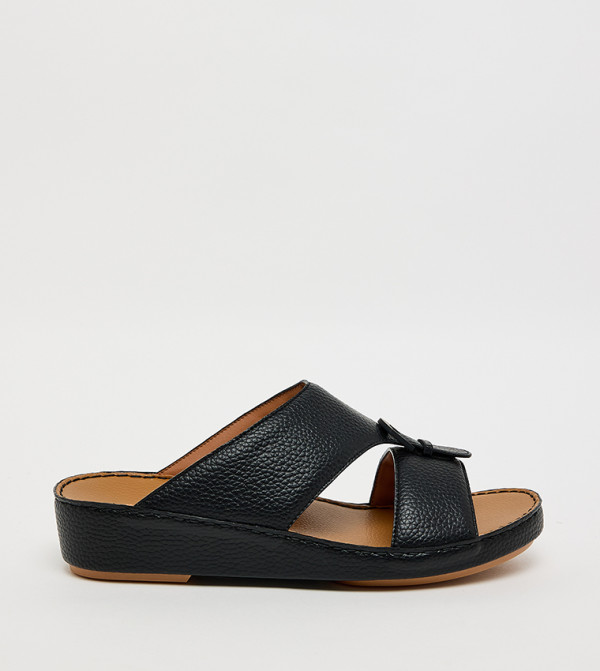 Textured Open Toe Arabic Sandals