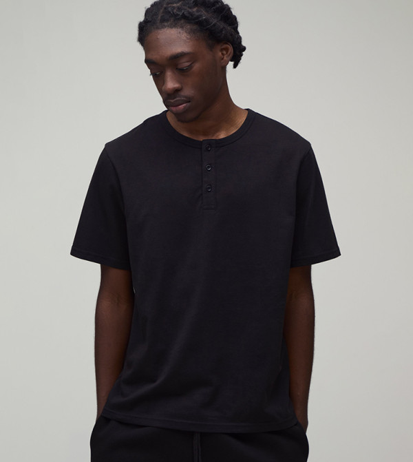 Essential Regular Fit Henley T-Shirt