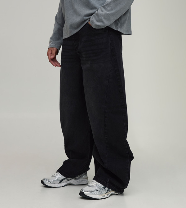 Washed Barrel Leg Jeans